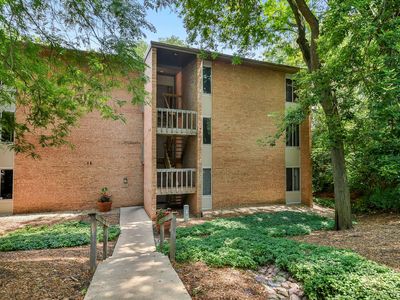 6017 Forest View Rd APT 3C, Lisle, IL, 60532