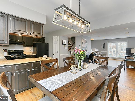 4th image of 7307 Ardglass Dr