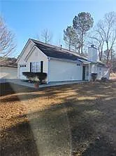 1360 Binford Pl — Photo 2