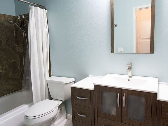 4th image of 904 Camino Real Unit 203