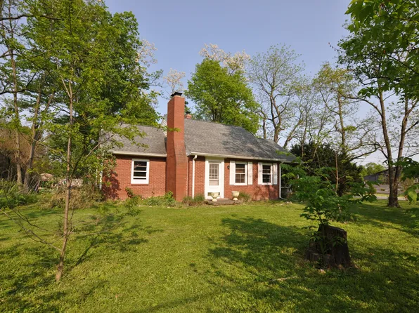 9994 E Taylor Ave, Zionsville, IN 46077