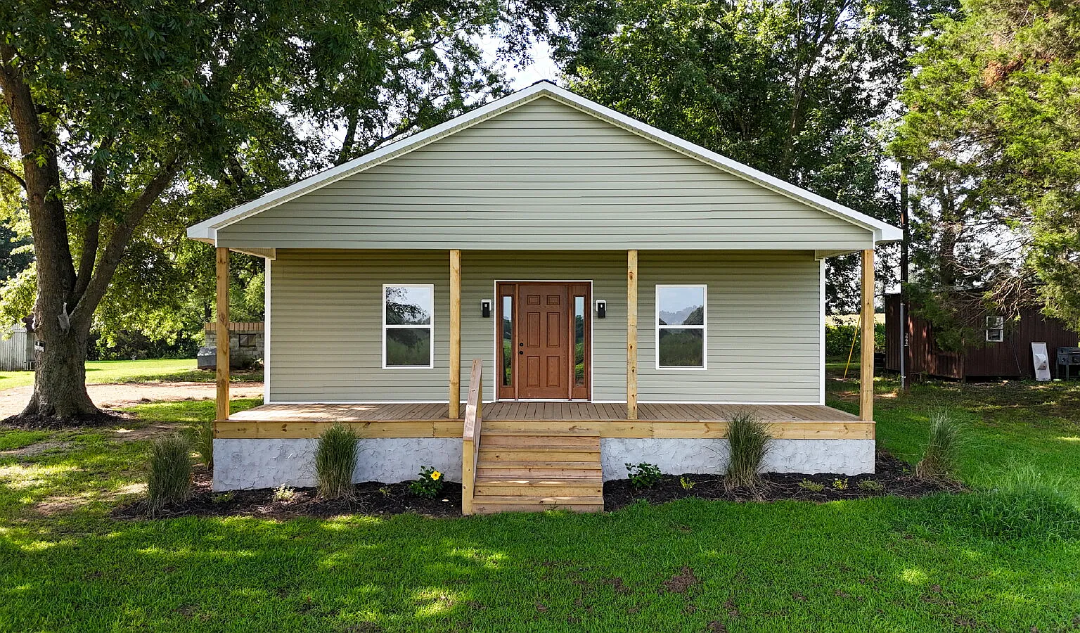 3 bed, 2.0 bath, $1,800 — Photo 3