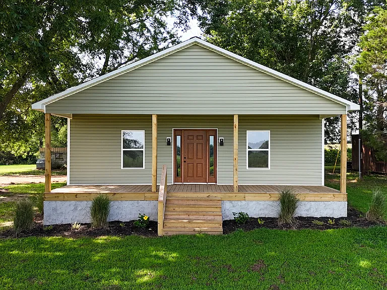 2915 Sidonia Rd — Photo 3