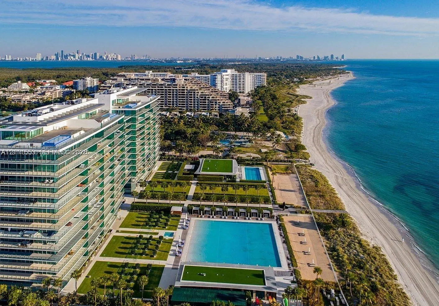 Oceana Key Biscayne Condo — Photo 1