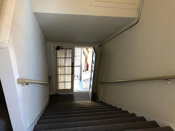 2nd image of 2110 Ashby Ave #1