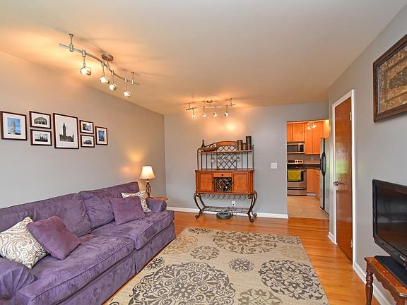 3rd image of 3210 Harmony Ln