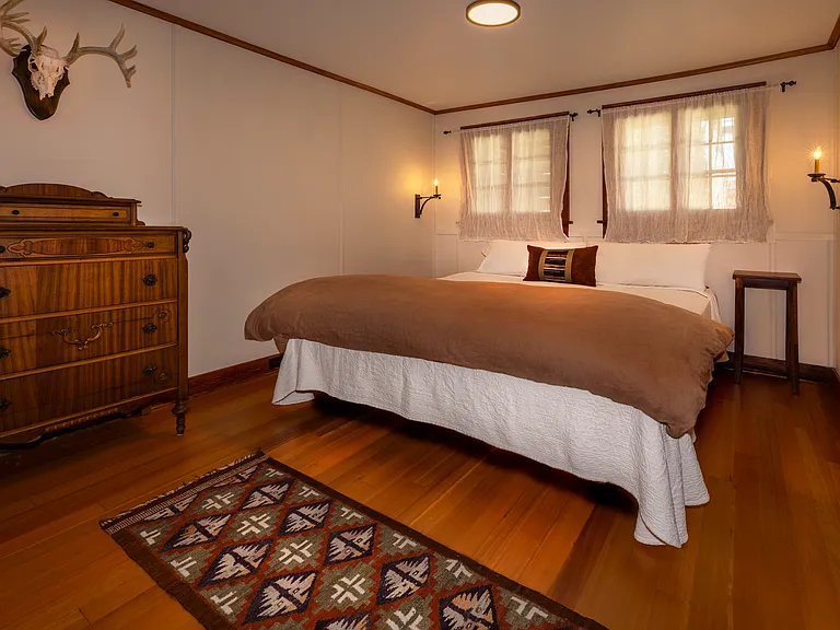 The Madison Bedroom
