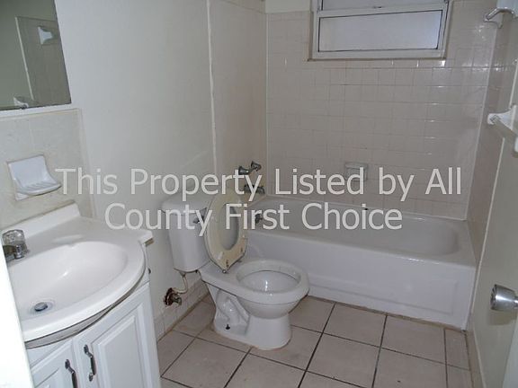 4th image of 2825 Oaklawn Ave APT A