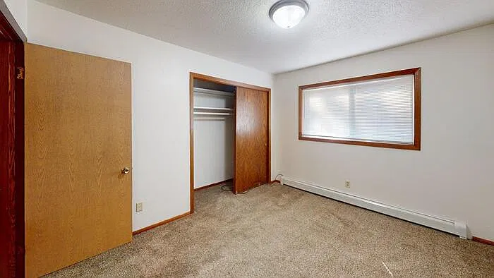 3 bed, 1.0 bath, $1,175 — Photo 4