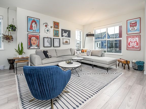 3rd image of 488 Furness St #107