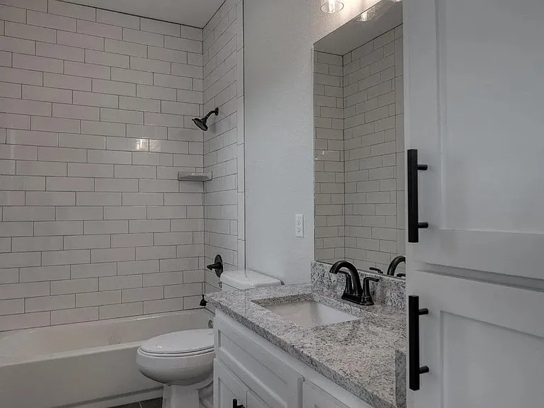 423 Pitaya Ln — Photo 4