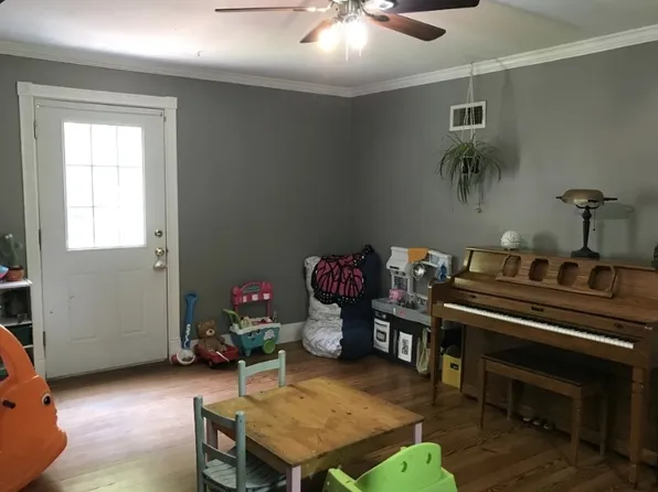 5105 Woodville Rd, Mount Airy, MD 21771