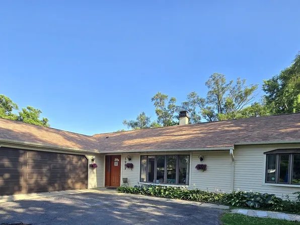 1909 W 56th St, La Grange Highlands, IL 60525