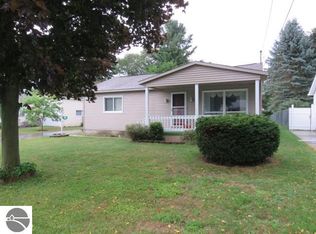 122 Grant St, East Tawas, MI 48730