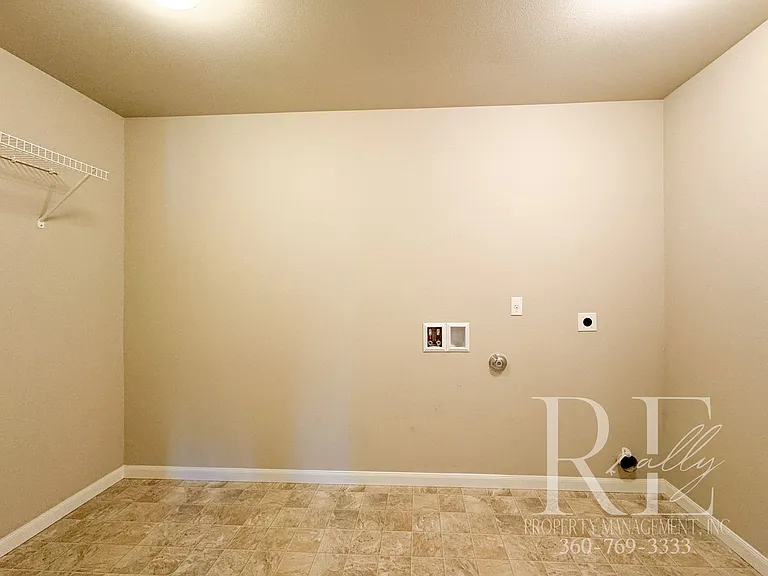 4386 Chanting Cir SW — Photo 32