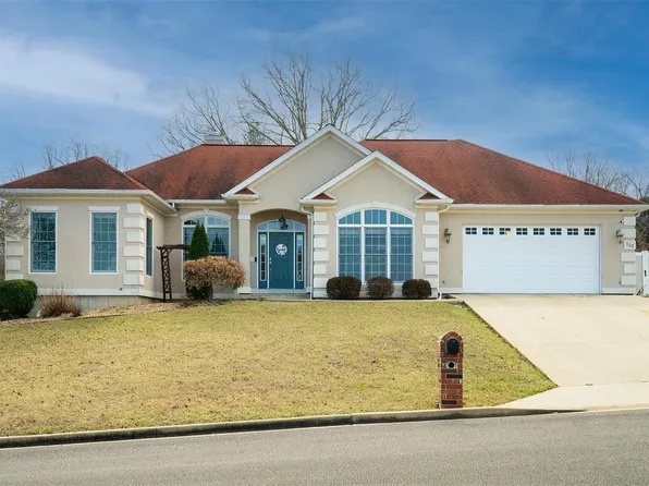 302 Dana Renee Dr, Rolla, MO 65401