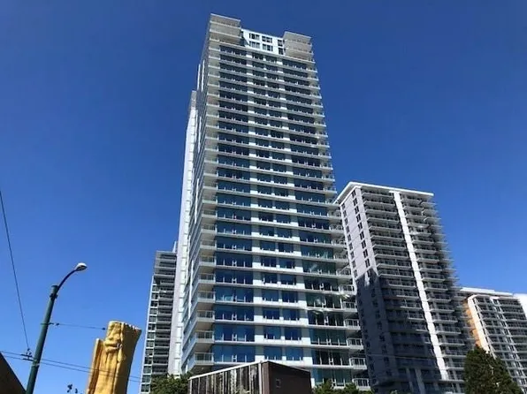 8131 Nunavut Ln #3104, Vancouver, BC V5X 0E2