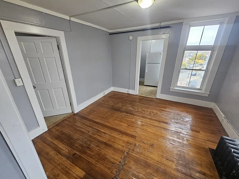 6 Main St #403 — Photo 3