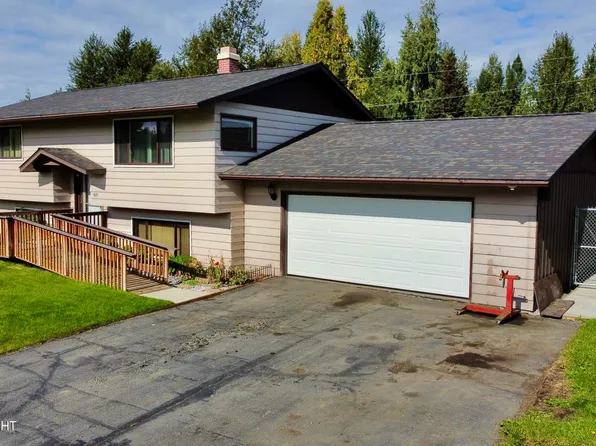 1631 Dimond Dr, Anchorage, AK 99507