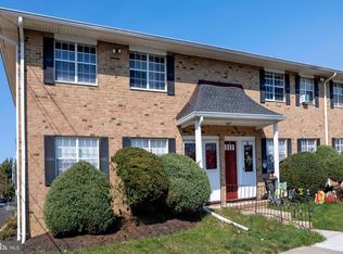 25 Old Millstone Dr UNIT 1, Hightstown, NJ 08520
