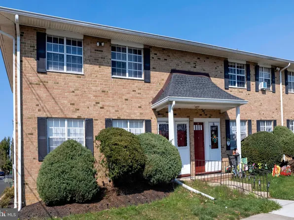 25 Old Millstone Dr Unit 1, Hightstown, NJ 08520