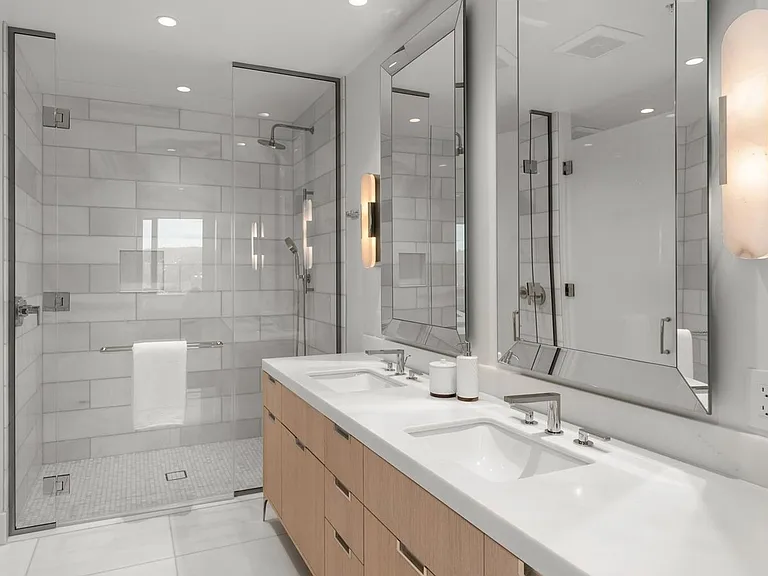 550 SW 10th Ave #2802 — Photo 6
