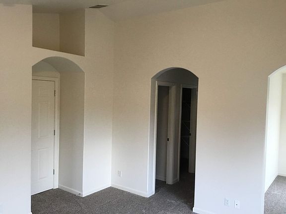 3rd image of 1698 Riley Ln