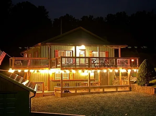 2078 Belcher Mountain Rd, Welch, WV 24801