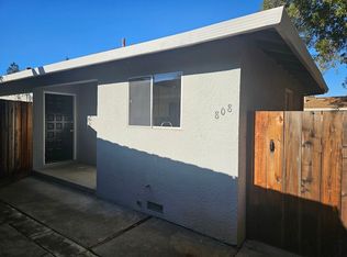 808 Moraga Dr, Mountain View, CA 94041