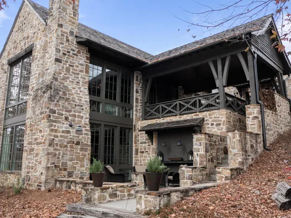 460 County Road 2026, Crane Hill, AL 35053