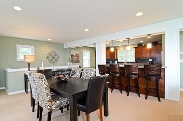 3rd image of 4723 Birch Dr
