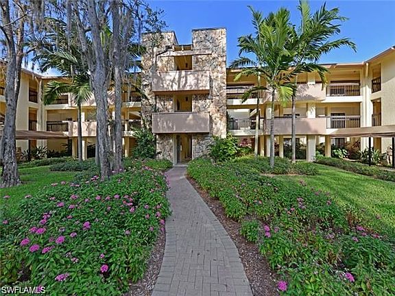 2nd image of 100 Wyndemere Way #A-304