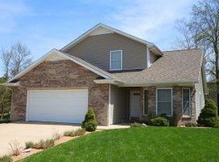 5008 Buxton Ln, Columbia, MO 65202