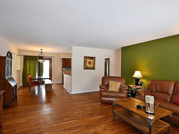 2nd image of 318 N Forest Ave