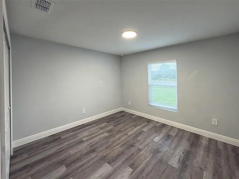 4700 Sunbeam St — Photo 7