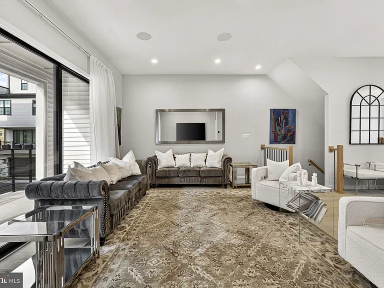 43433 Wilcox Ter — Photo 17