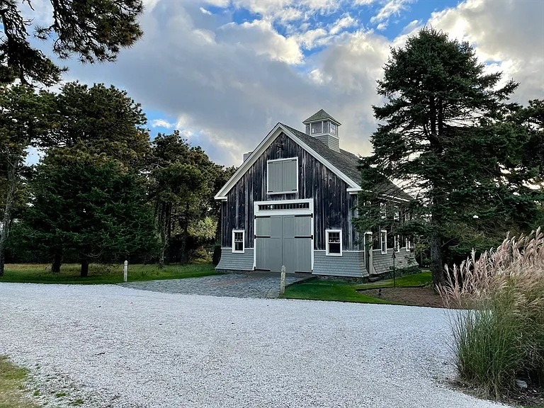 1 Pochick Ave — Photo 37