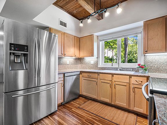4th image of 1000 Ocean Ter APT 1
