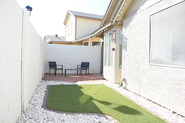 4175 E Pecan Rd — Photo 23