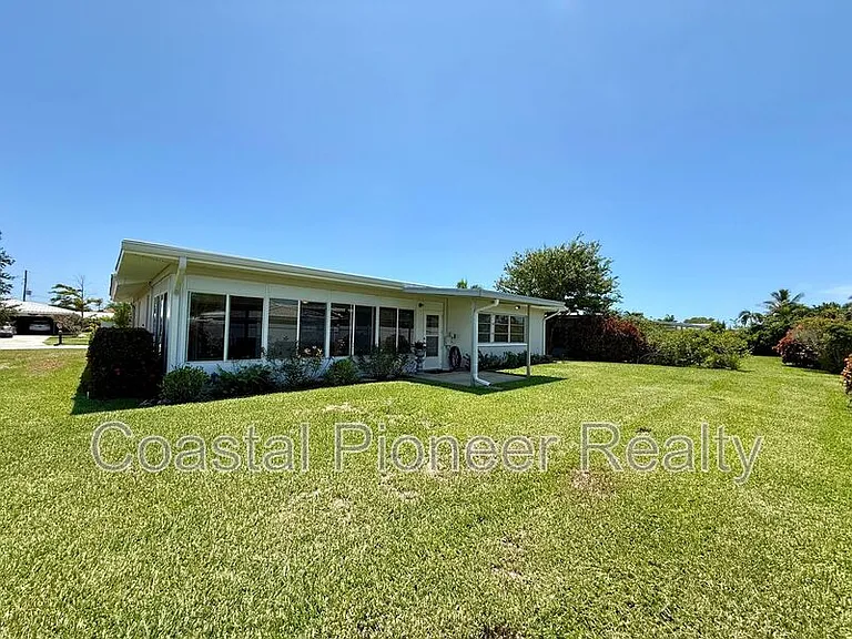 14903 Imperial Point Dr N — Photo 42