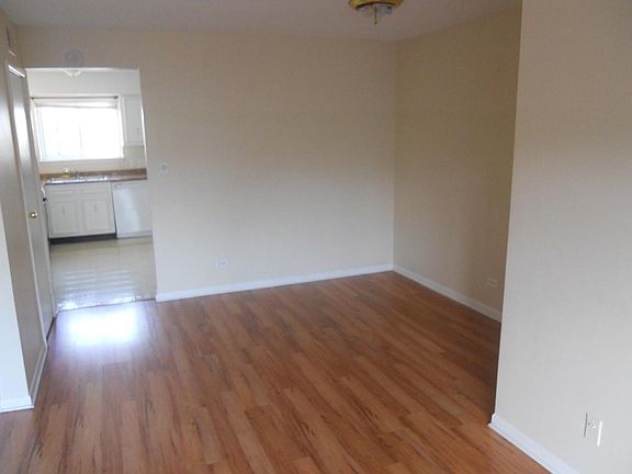 3rd image of 9438 Bay Colony Dr APT 3W