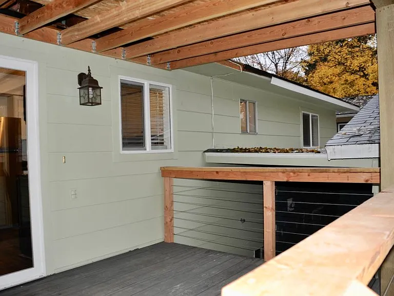 1811 E Front Ave — Photo 18