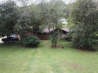 925 Creek Rd, Bolivar, PA 15923