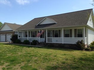 1606 Morning Dew Ct, Carterville, IL 62918