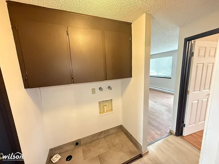 35 W Viola Ave #A-C — Photo 7