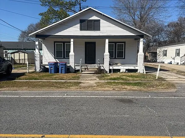 32230 Bowie St, White Castle, LA 70788