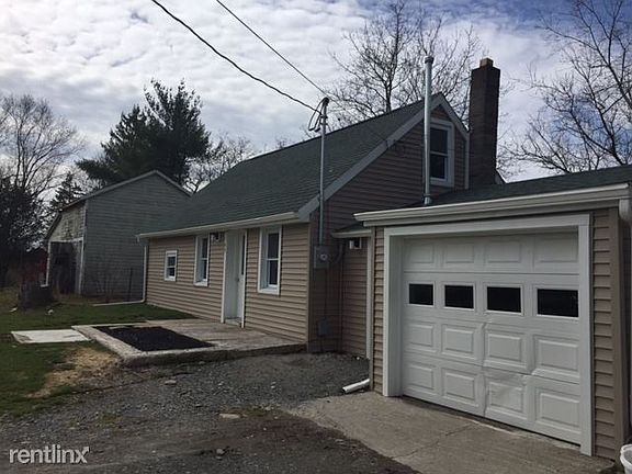 163 Sullivanville rd 1