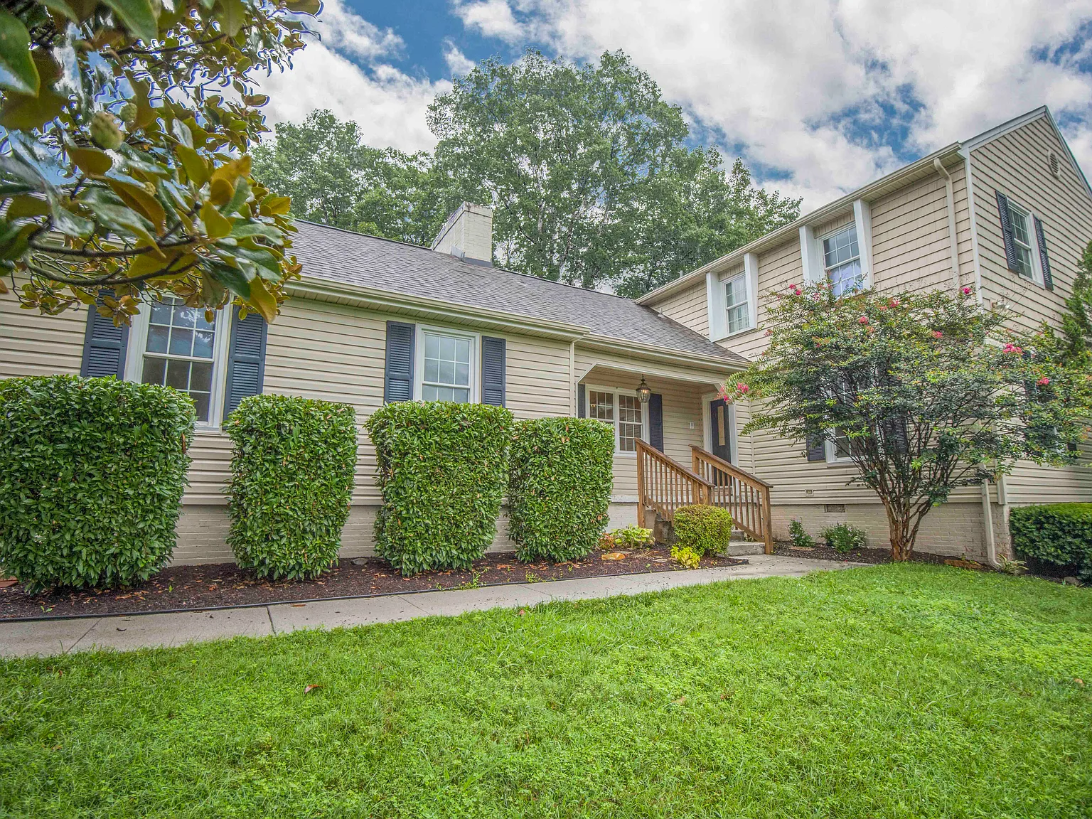 4 bed, 3552 sqft, $2,950 — Photo 4