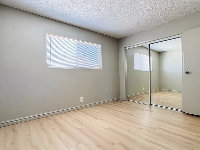9636 Helena Ave — Photo 11