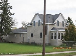 614 Main Ave N, Thief River Falls, MN 56701